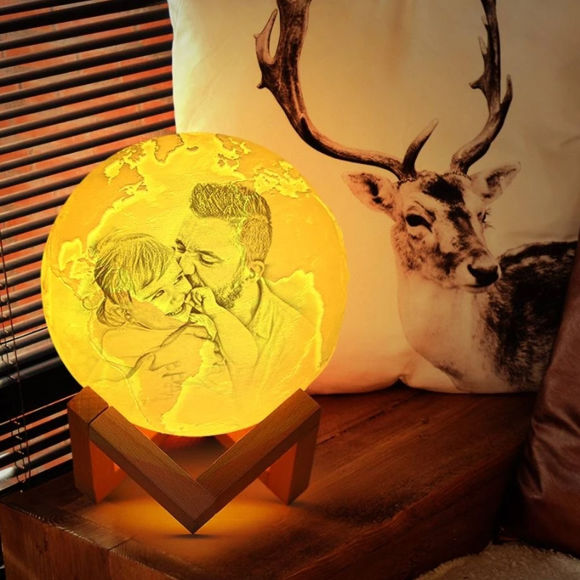Immagine di Lampada lunare con foto personalizzata 3D magica con controllo tattile per padre (10cm-20cm)