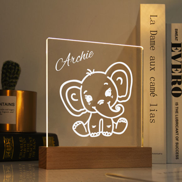 Immagine di Luce notturna a forma di elefante - Personalizzata con il nome di tuo figlio